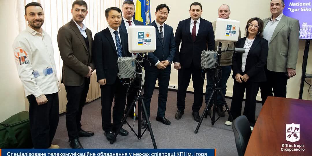 photo_5305688476911528326_y